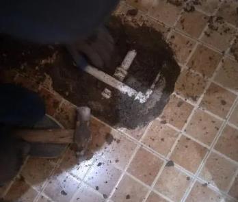 榕江卫生间漏水维修公司为您分享下卫生间渗水如何处理及注意事项
