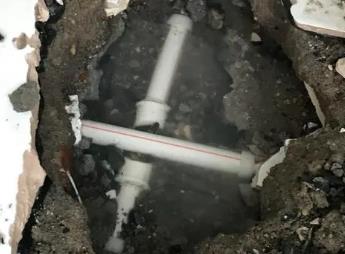 榕江阳台漏水维修公司为您分享楼上楼下漏水怎么处理
